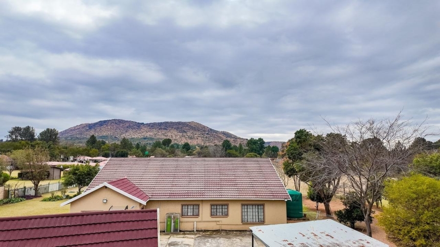 5 Bedroom Property for Sale in Donkerhoek A H North West